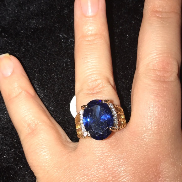 Jewelry - New gold stone fashion gem ring